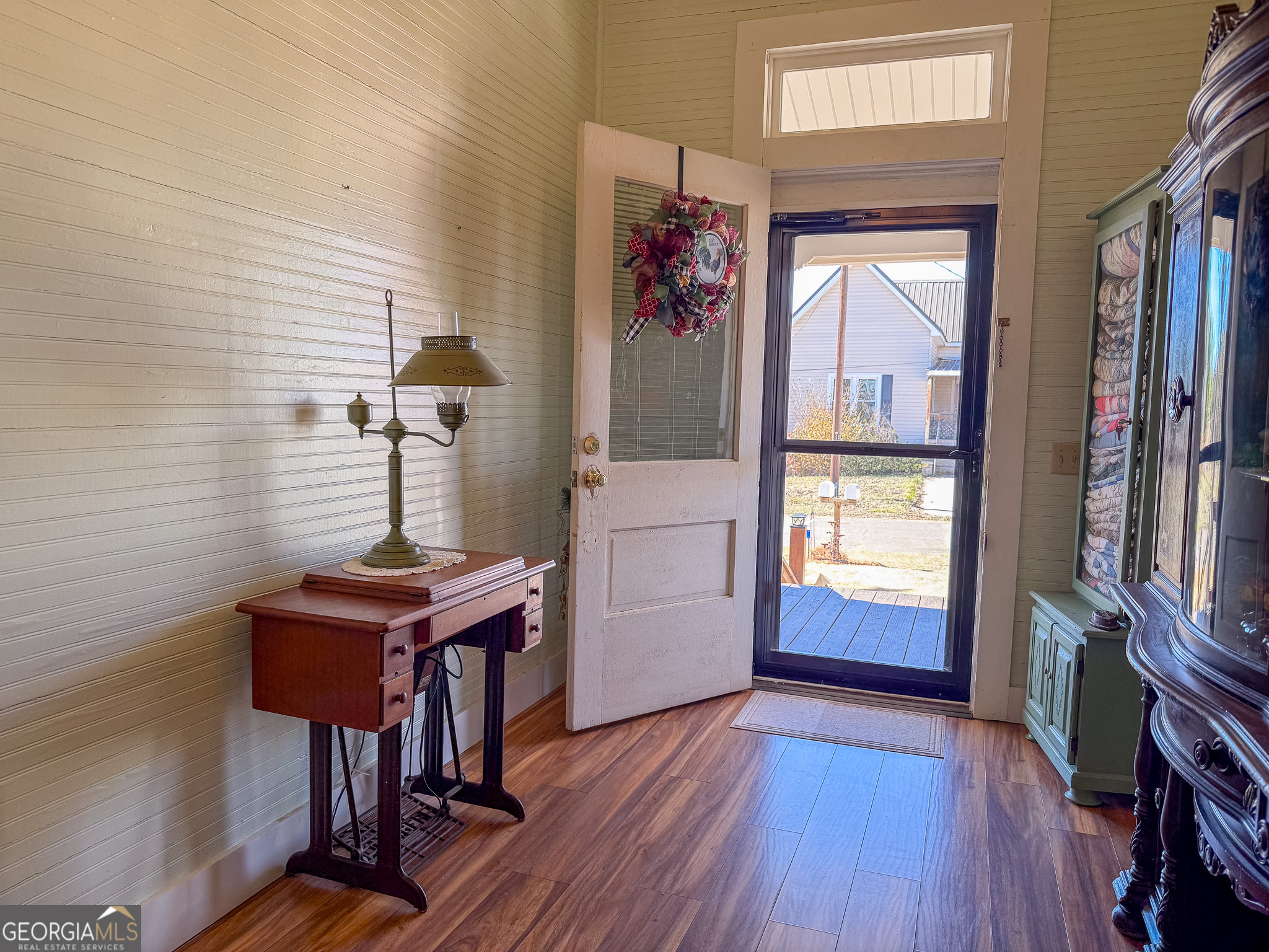 162 College Street SW Parrott GA 39877