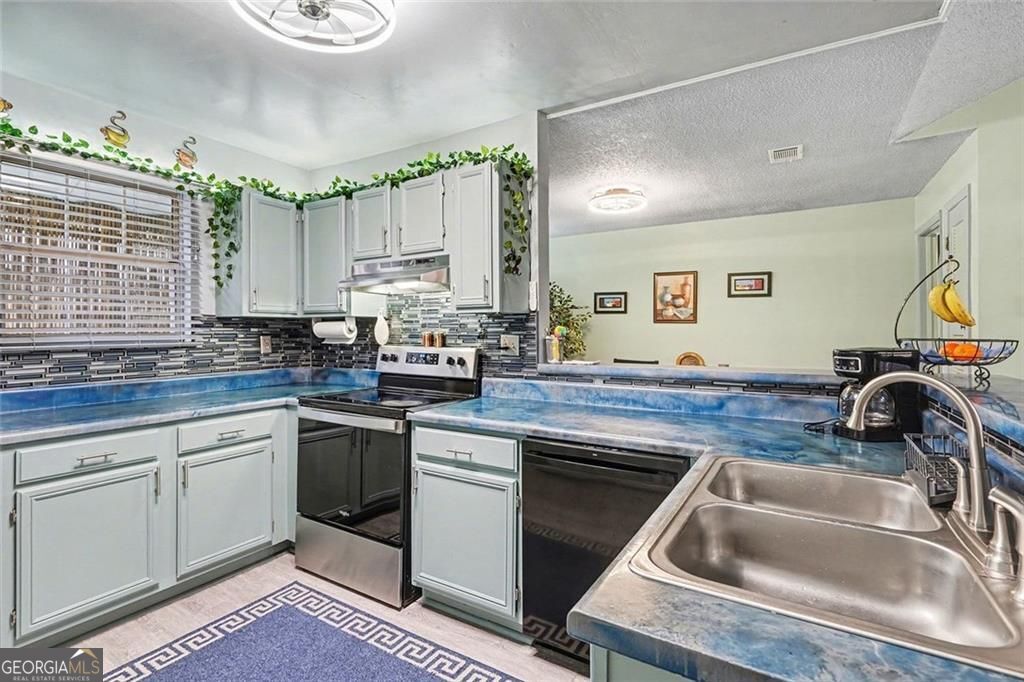 2382 Clare Court SW Marietta GA 30008