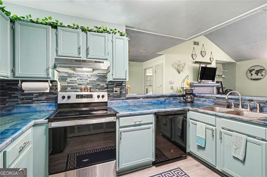 2382 Clare Court SW Marietta GA 30008
