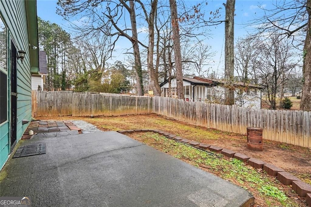 2382 Clare Court SW Marietta GA 30008