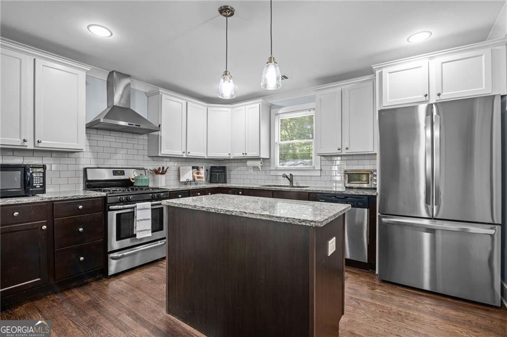 2010 Delphine Drive Decatur GA 30032