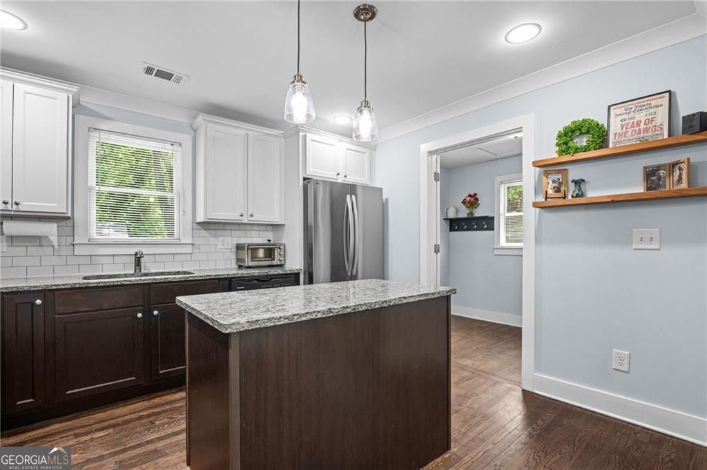 2010 Delphine Drive Decatur GA 30032