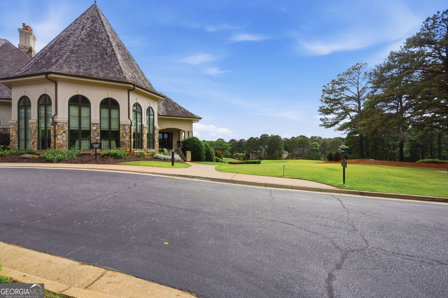 104 Oakland Hills Court Johns Creek GA 30097