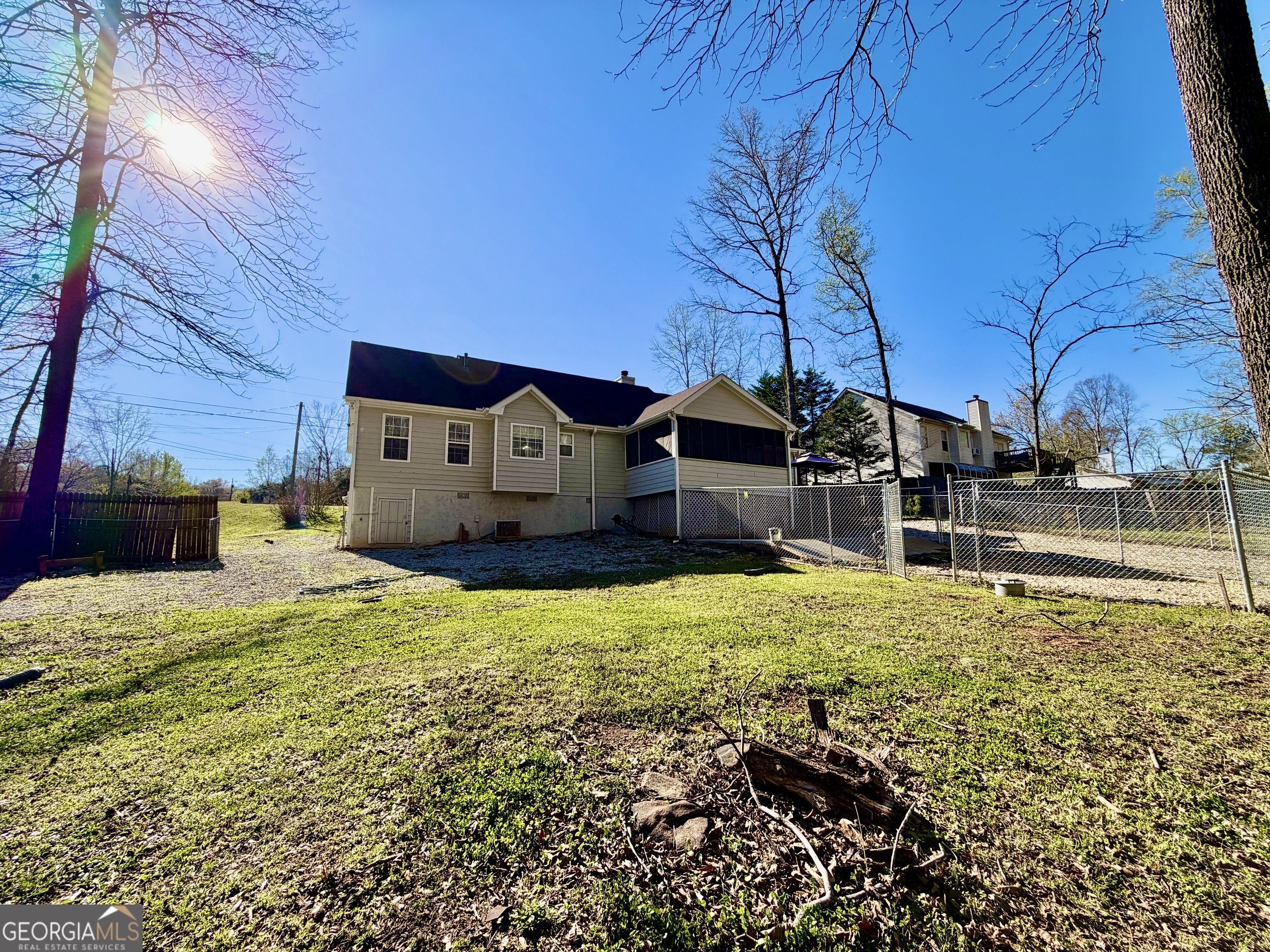 130 Lakefront Drive Covington GA 30016