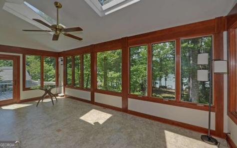 561 Longview Drive Hiawassee GA 30546