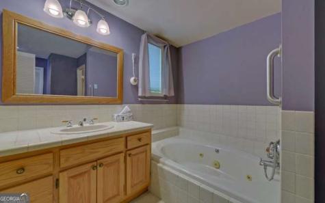 561 Longview Drive Hiawassee GA 30546