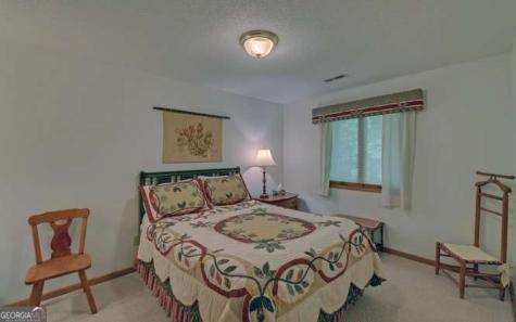 561 Longview Drive Hiawassee GA 30546