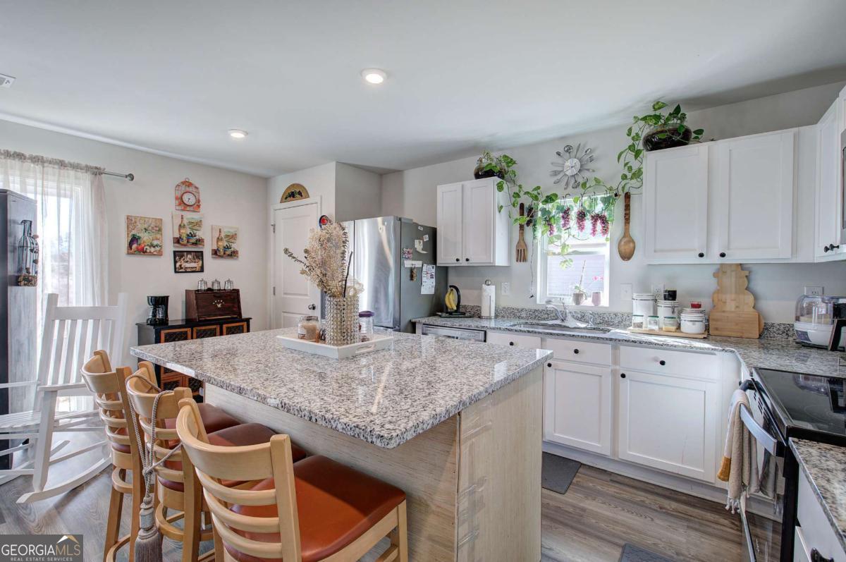 635 Tudor Street Euharlee GA 30145
