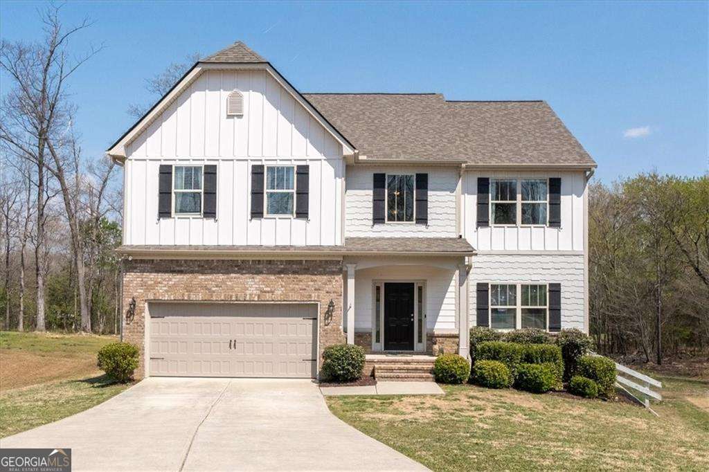 17 Four Feathers Lane NE Rydal GA 30171
