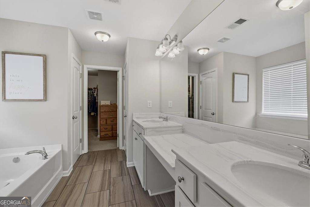 17 Four Feathers Lane NE Rydal GA 30171