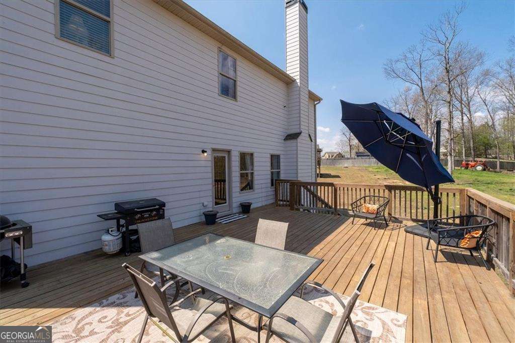 17 Four Feathers Lane NE Rydal GA 30171