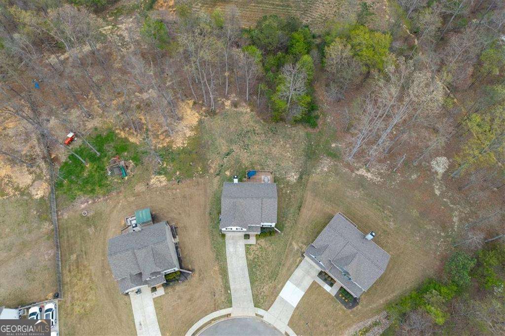 17 Four Feathers Lane NE Rydal GA 30171