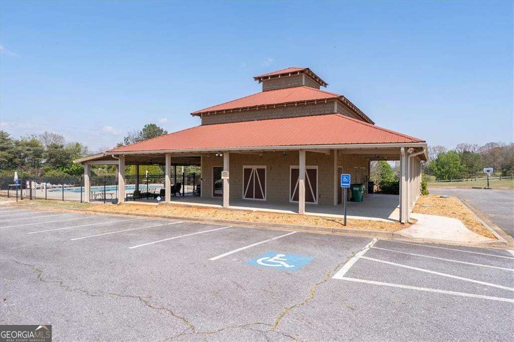 17 Four Feathers Lane NE Rydal GA 30171