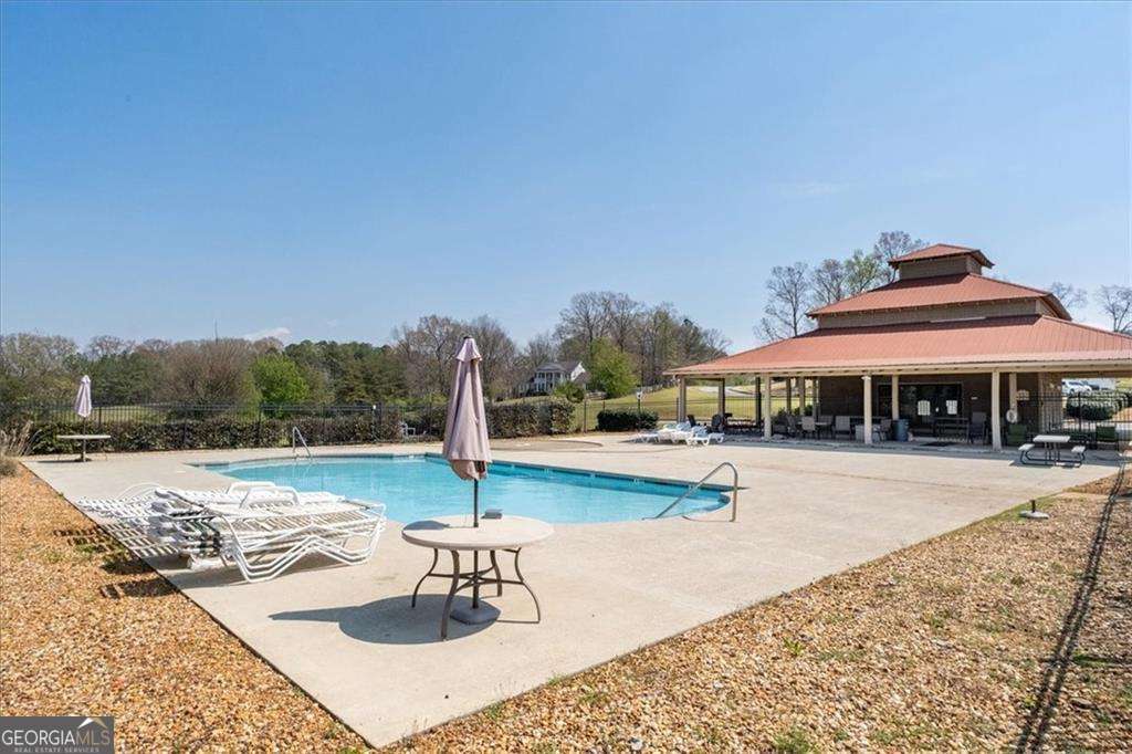 17 Four Feathers Lane NE Rydal GA 30171