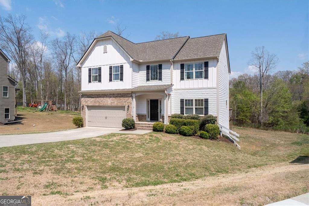 17 Four Feathers Lane NE Rydal GA 30171