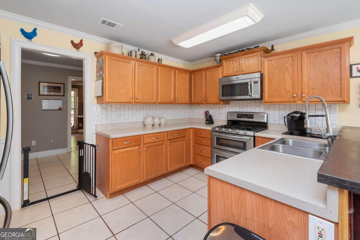 80 Creekside Road Hogansville GA 30230