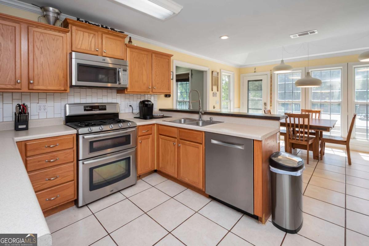 80 Creekside Road Hogansville GA 30230