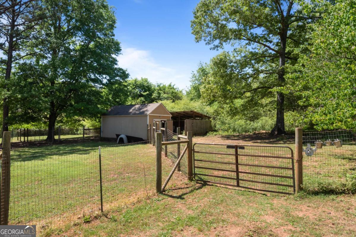 80 Creekside Road Hogansville GA 30230