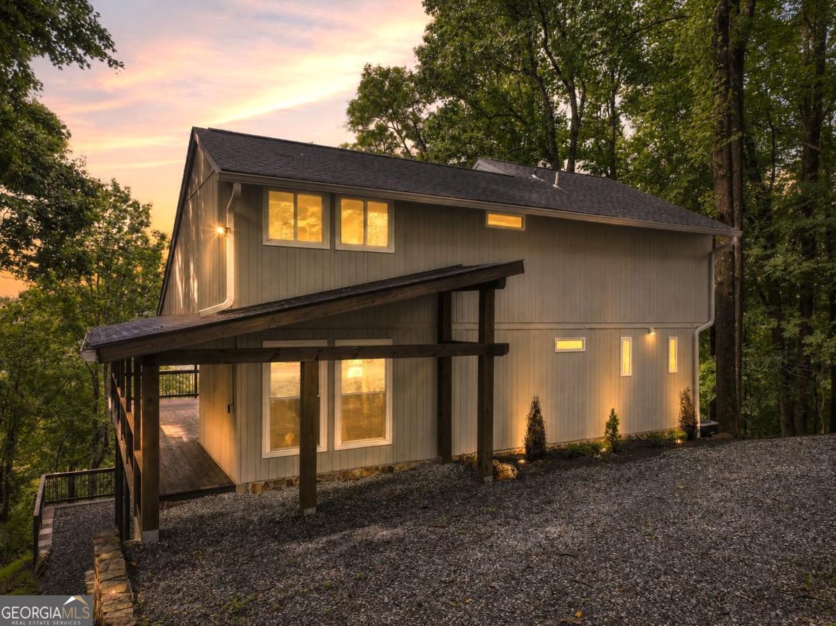 1220 Walnut Ridge Ellijay GA 30536