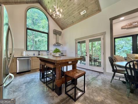 399 Jim Mccrackin Clayton GA 30525