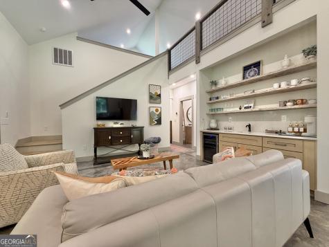 399 Jim Mccrackin Clayton GA 30525