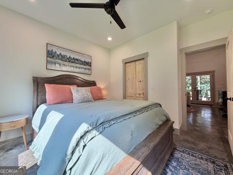 399 Jim Mccrackin Clayton GA 30525