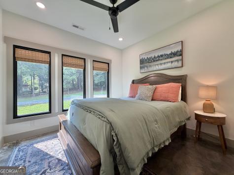 399 Jim Mccrackin Clayton GA 30525