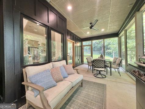 399 Jim Mccrackin Clayton GA 30525