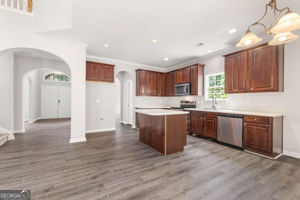 3713 The Great Drive Atlanta GA 30349