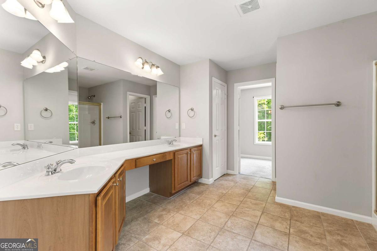 3713 The Great Drive Atlanta GA 30349