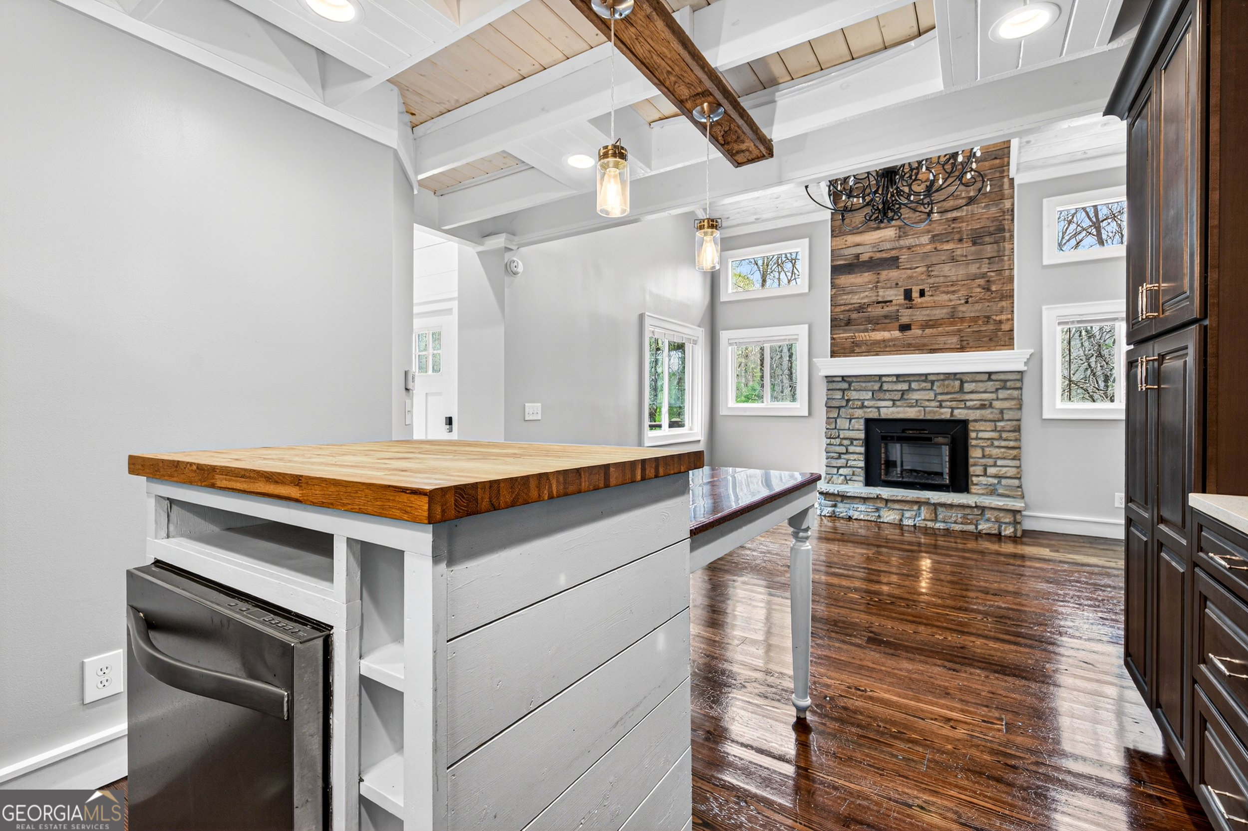 327 Polly Gap Road Clayton GA 30525
