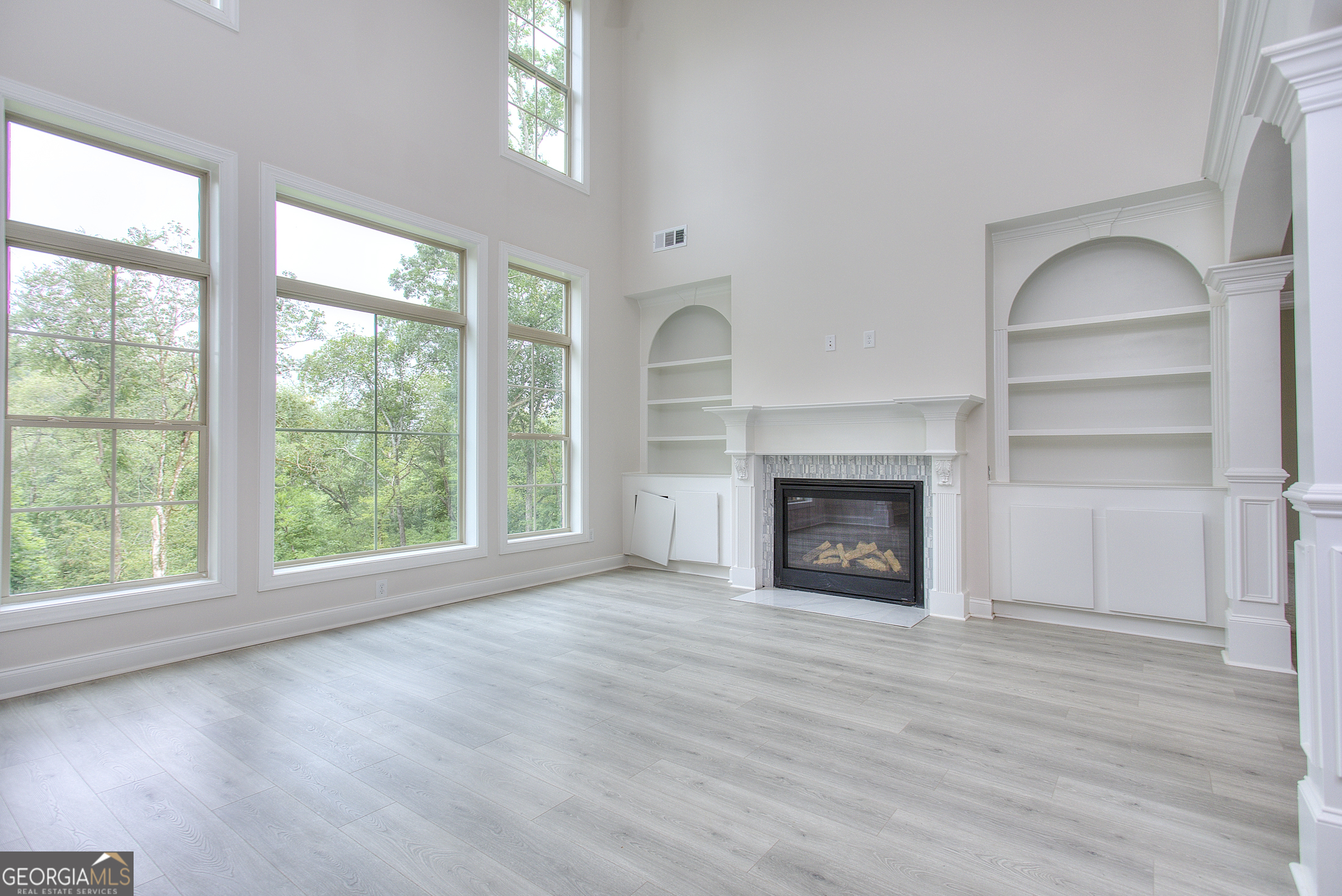 2010 Fontainbleau Drive Conyers GA 30094