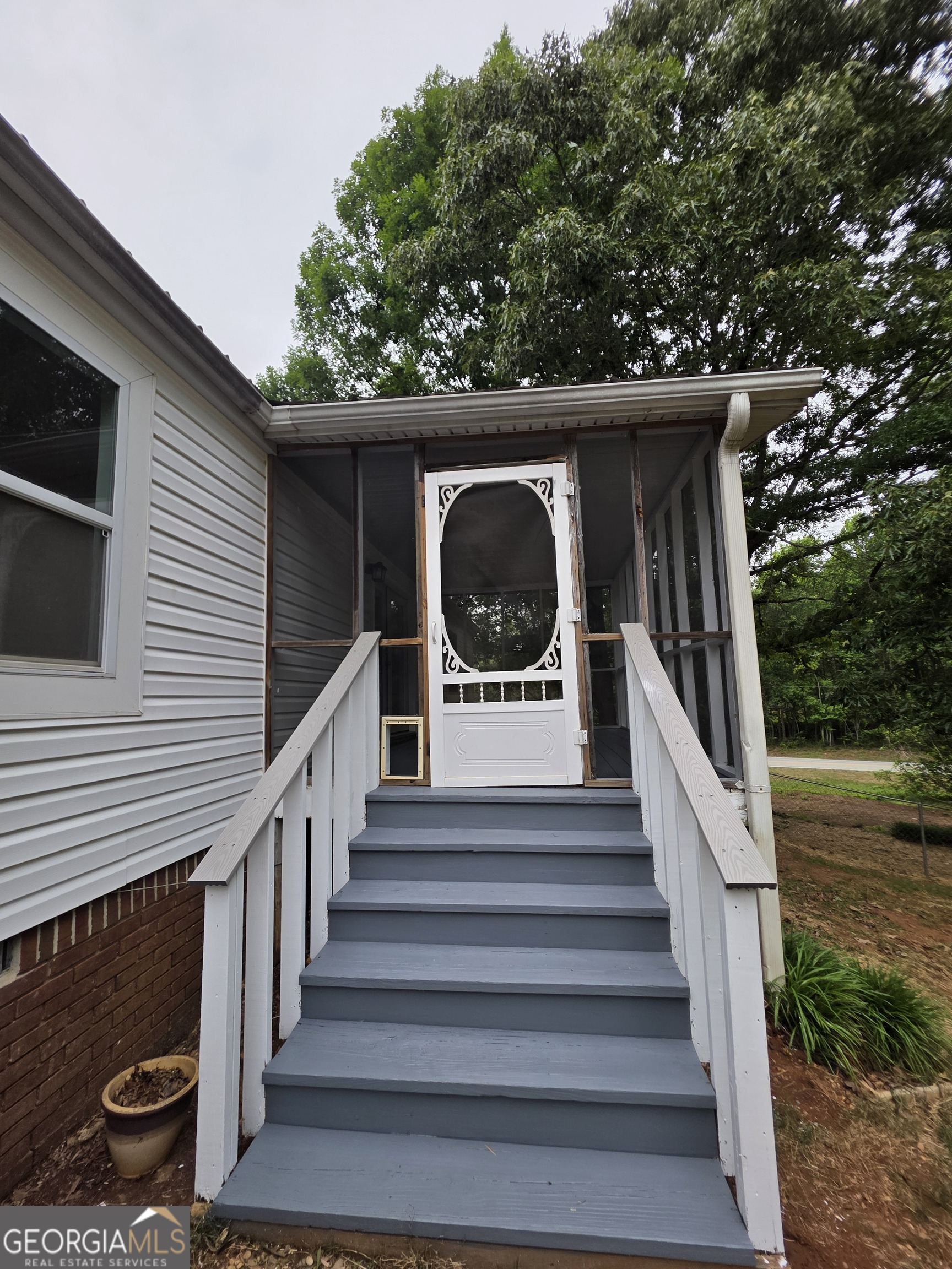 47 Forest Lake Road Pendergrass GA 30567