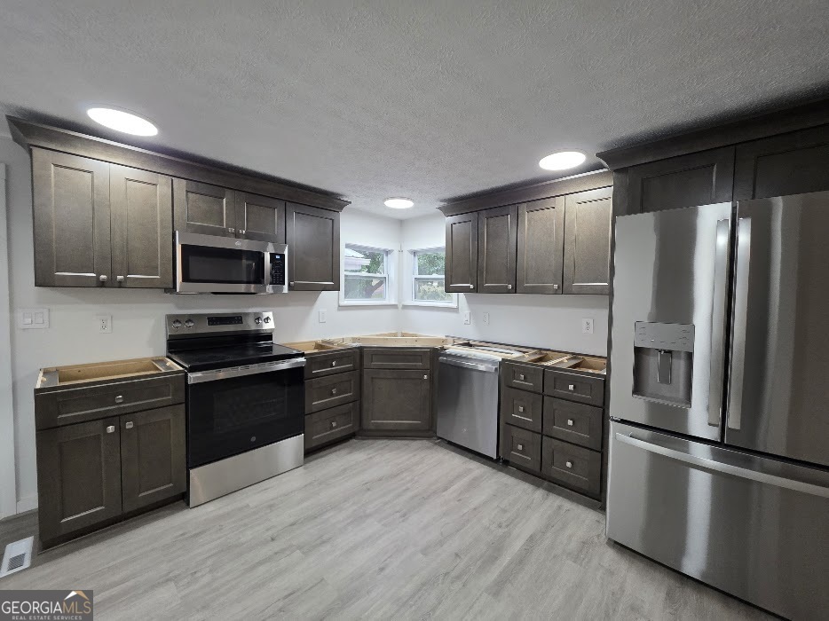 47 Forest Lake Road Pendergrass GA 30567