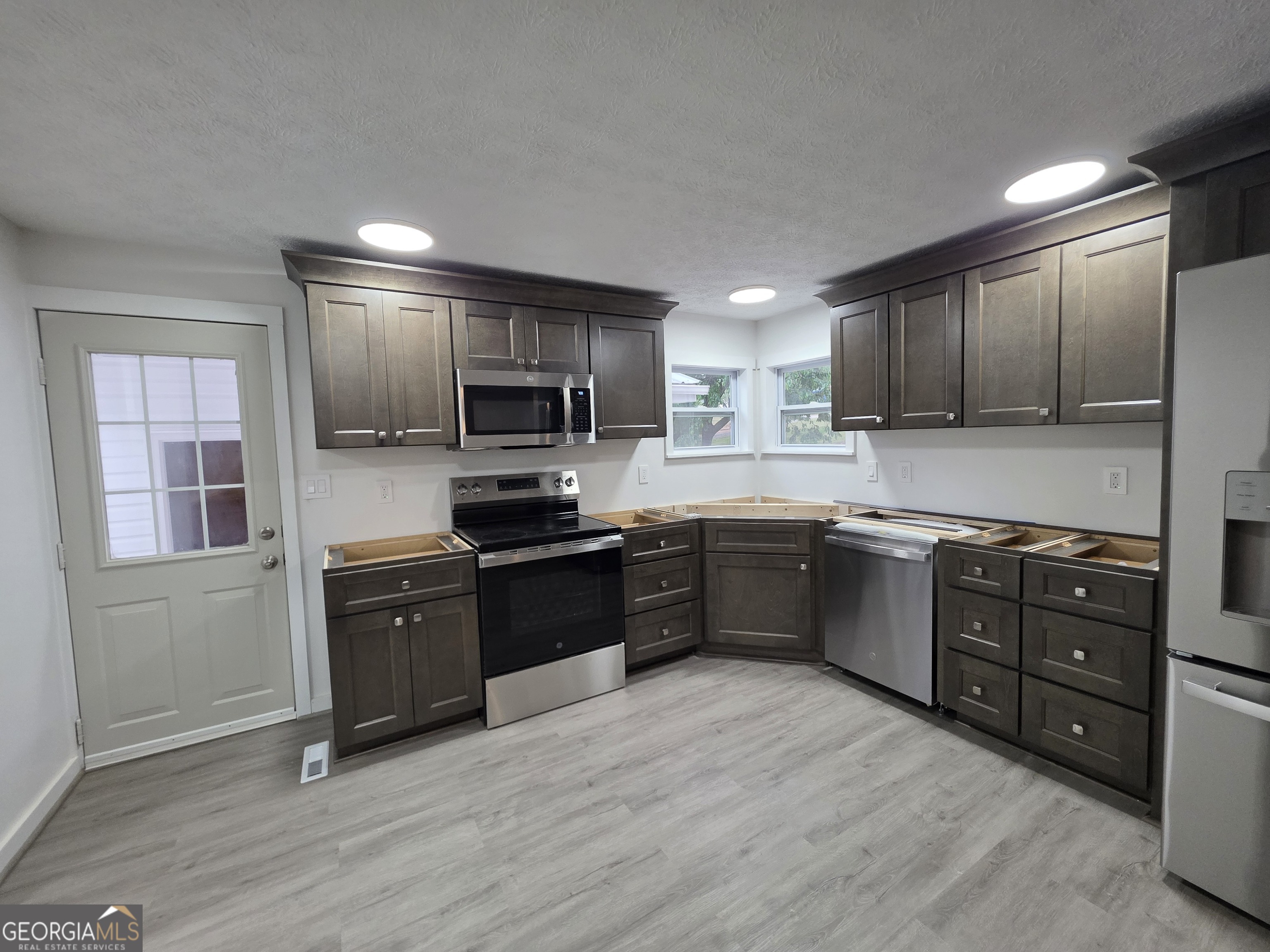 47 Forest Lake Road Pendergrass GA 30567