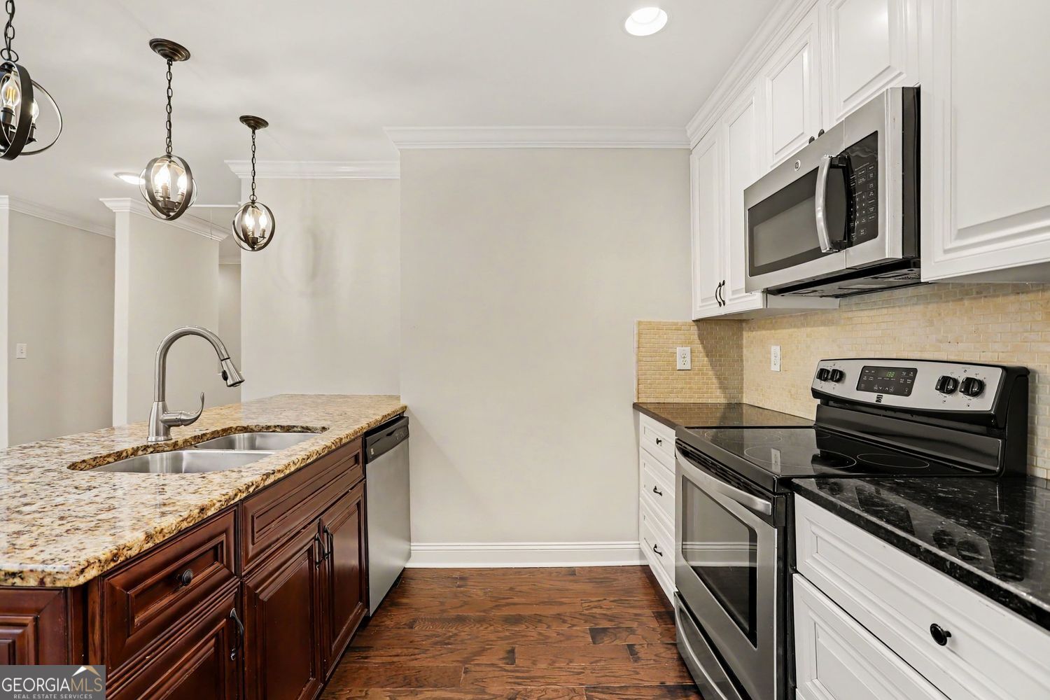 535 Putters Court Johns Creek GA 30022