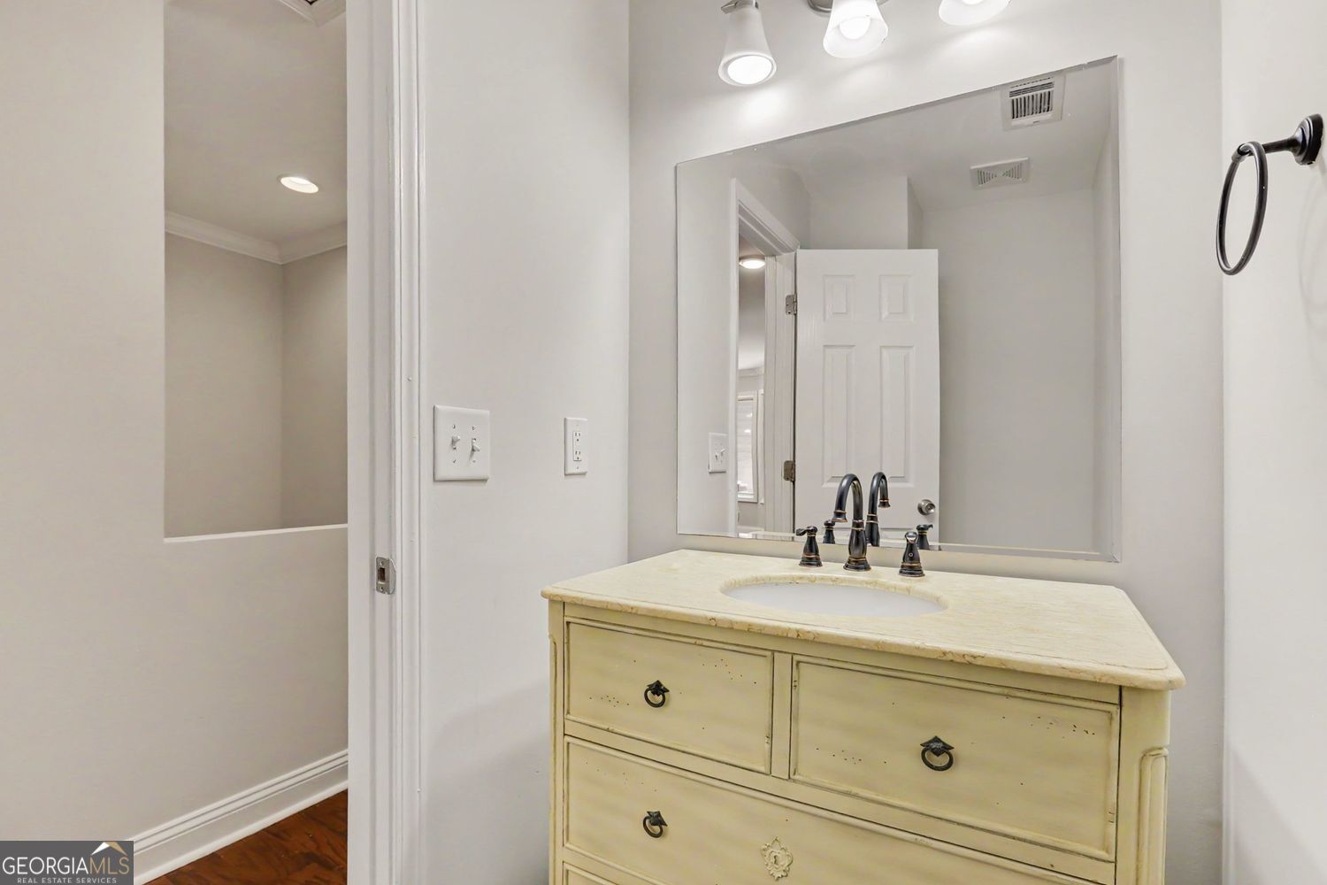 535 Putters Court Johns Creek GA 30022