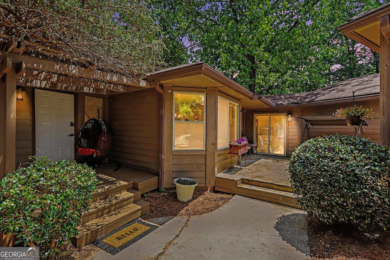 535 Putters Court Johns Creek GA 30022