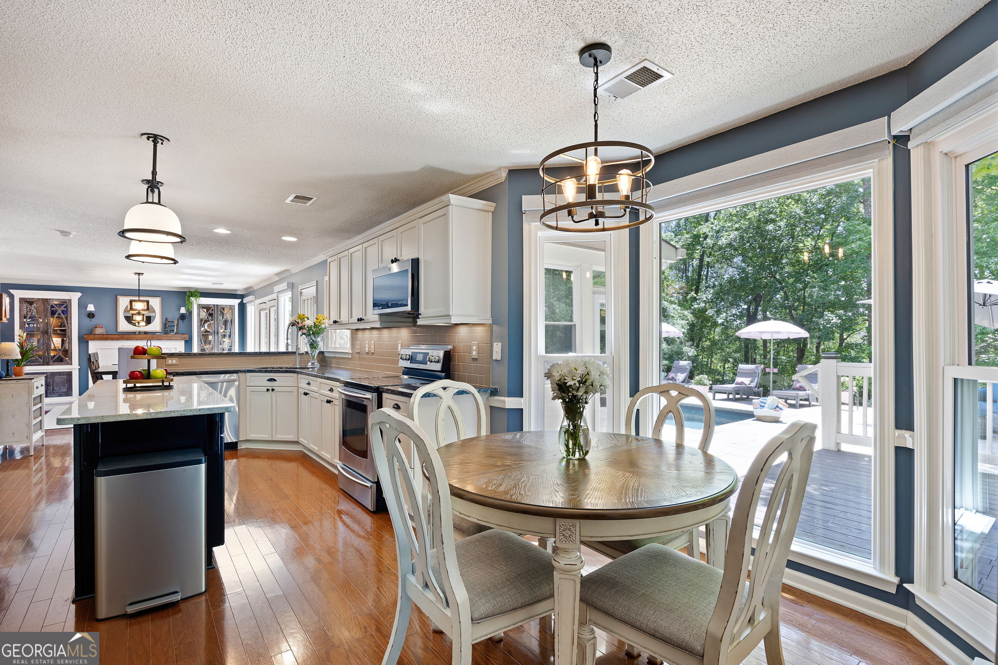 283 Hunters Trace Dallas GA 30157