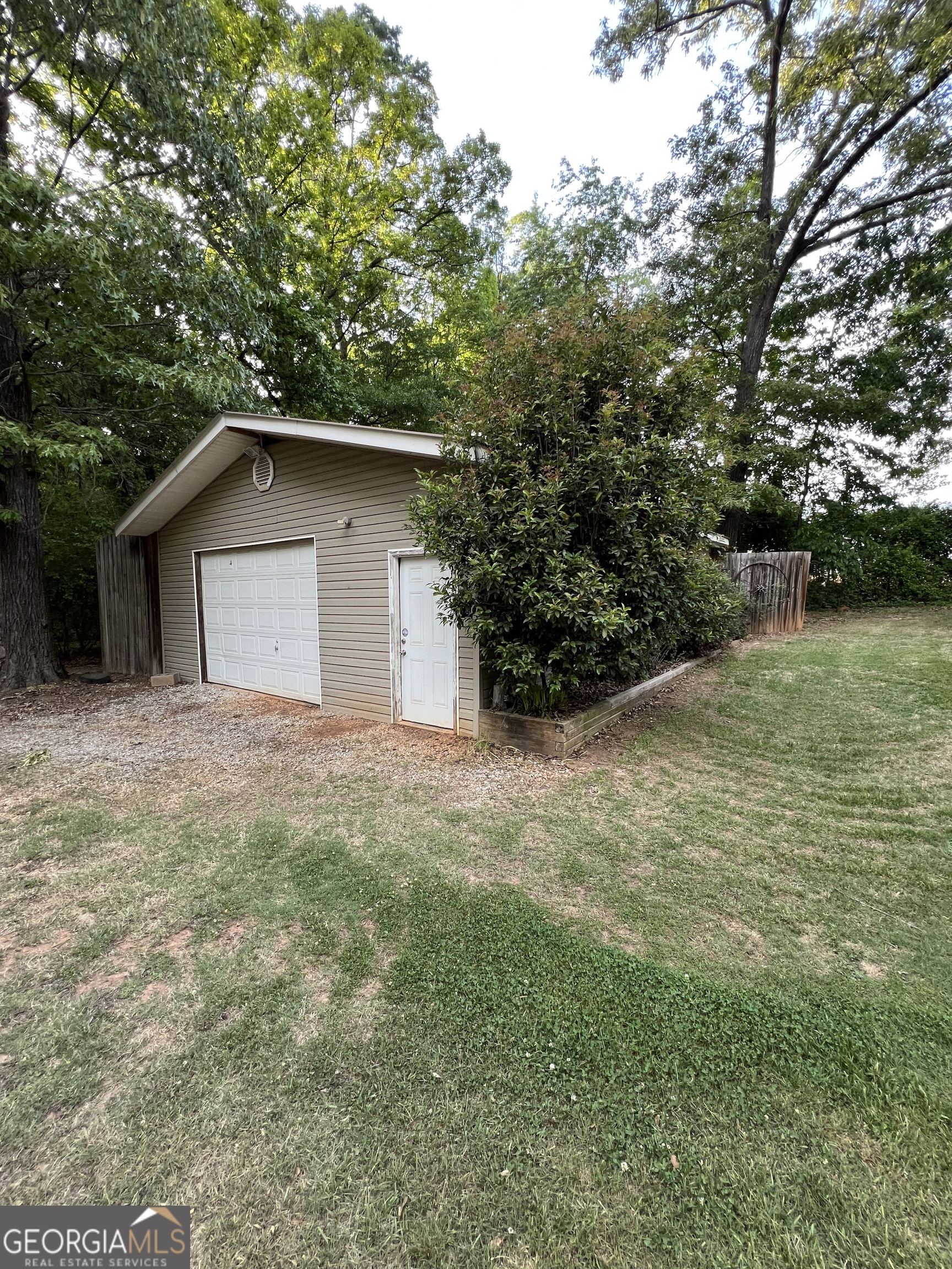 1260 Nelms Road Carnesville GA 30521
