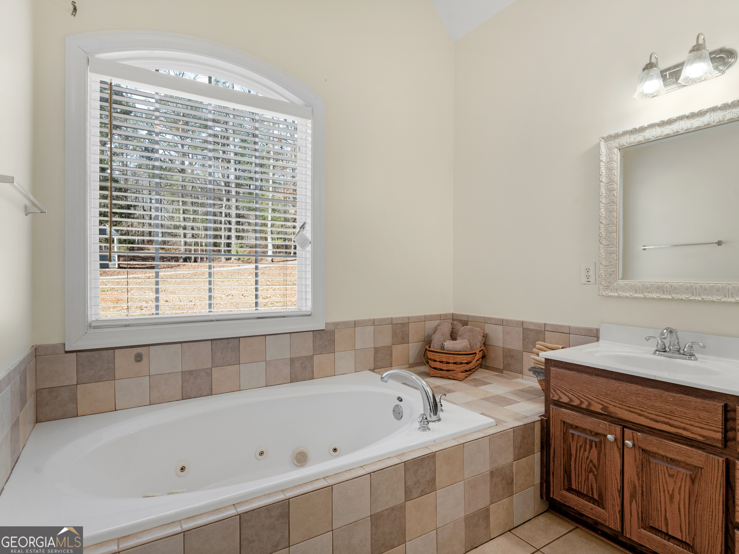 355 Parker Road Covington GA 30014