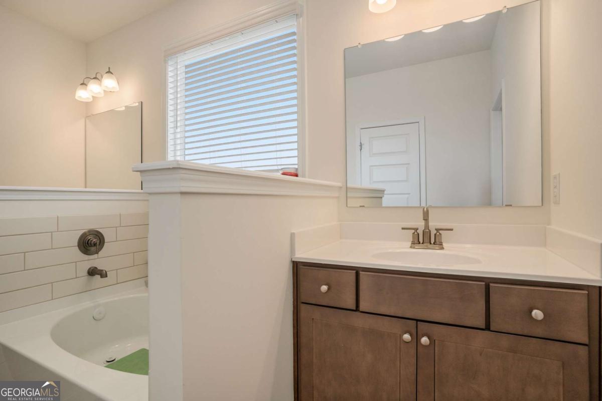 13709 Whitman Lane Covington GA 30014