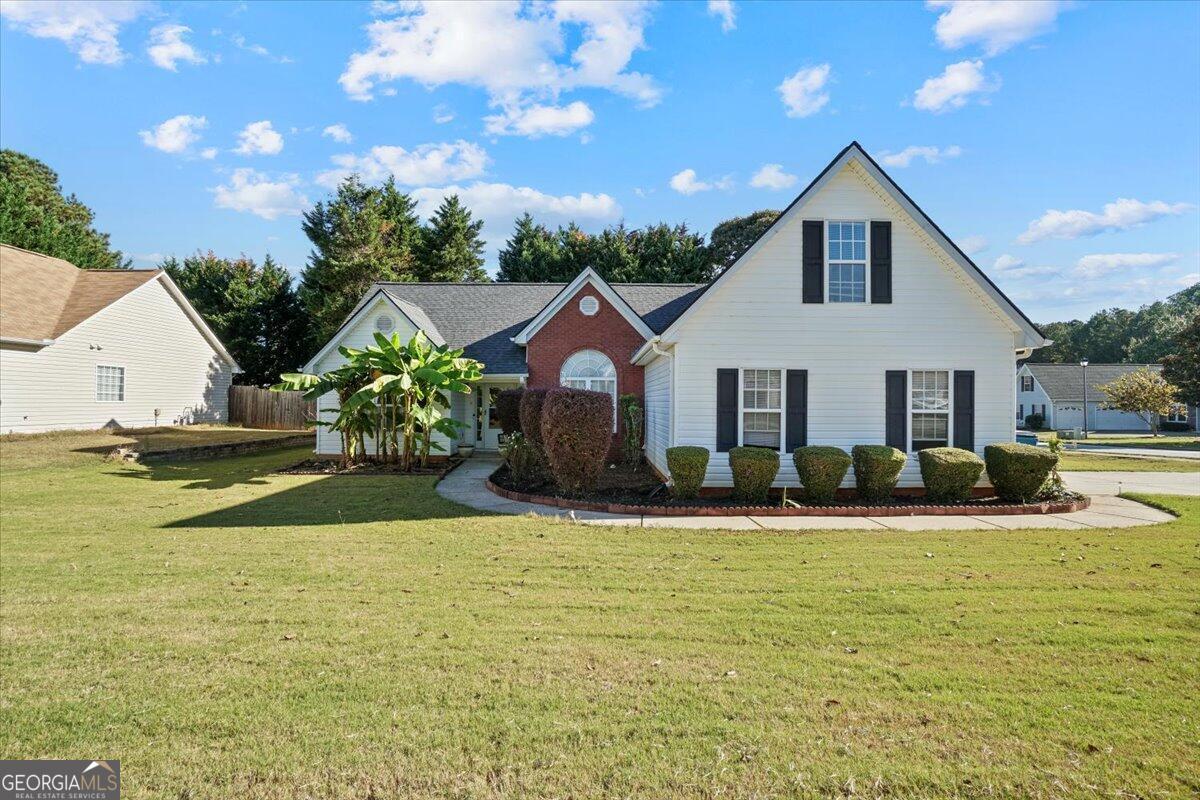 915 Harbins View Drive Dacula GA 30019