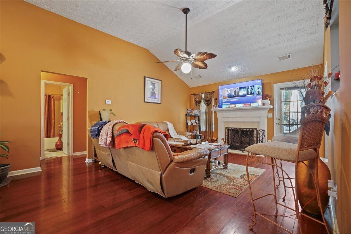 915 Harbins View Drive Dacula GA 30019