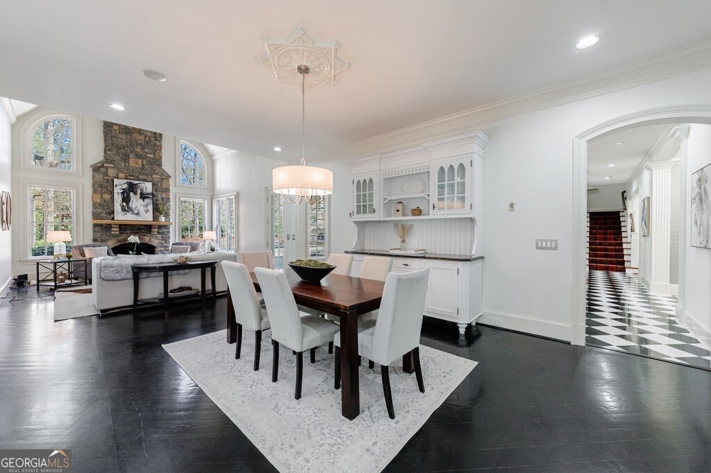 4037 Wieuca Road NE Atlanta GA 30342