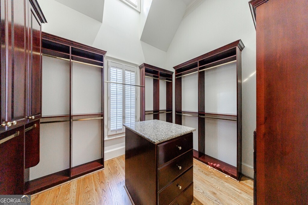 4037 Wieuca Road NE Atlanta GA 30342