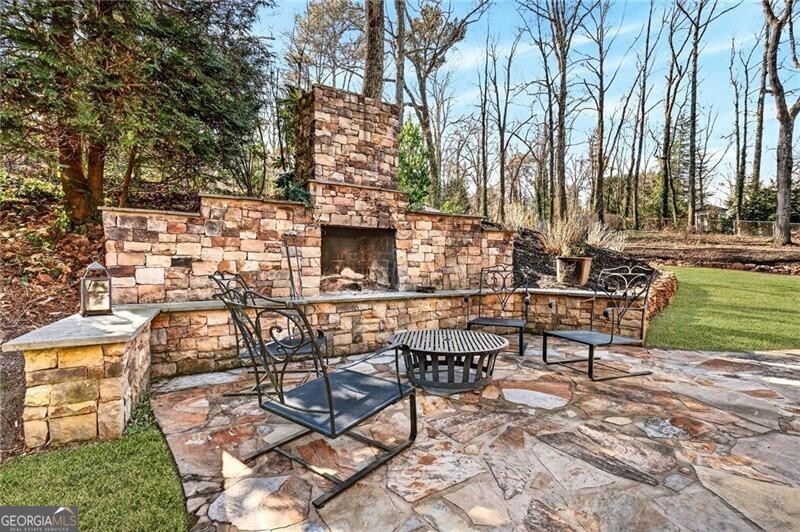 5759 Riverside Drive Atlanta GA 30327