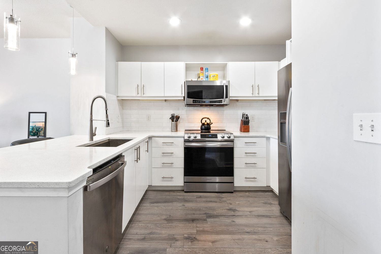 390 17th Street NW Atlanta GA 30363
