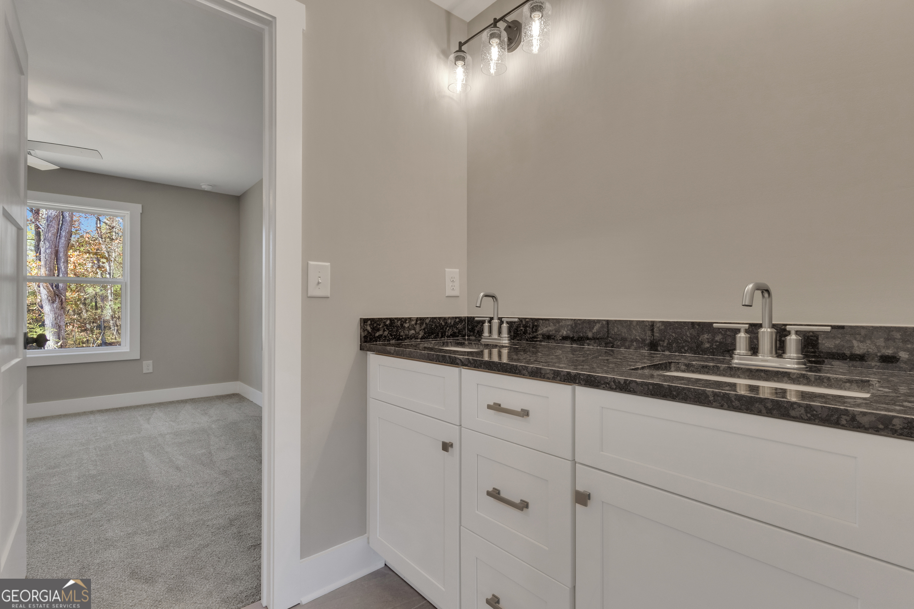 115 Seymour Place Fayetteville GA 30214