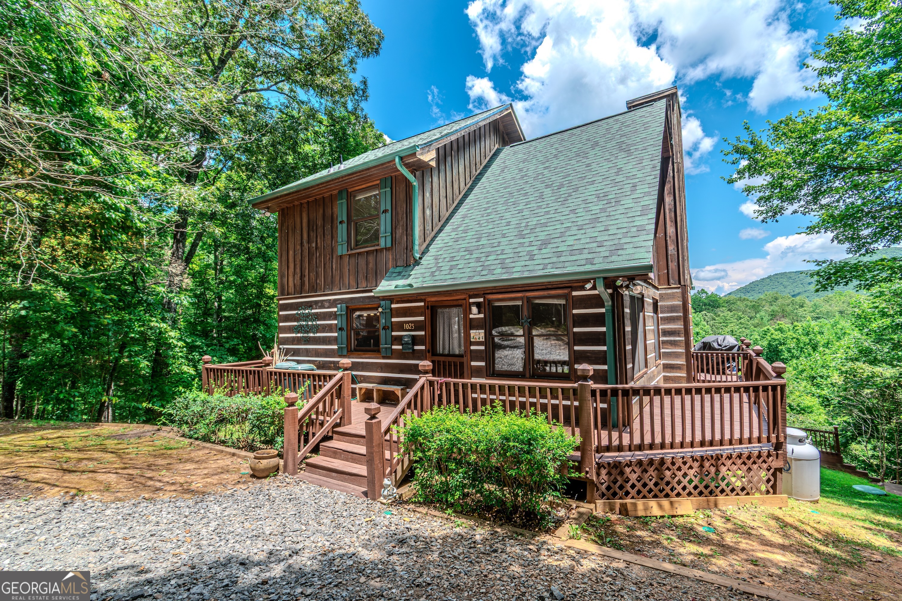 1023 Knollwood Road Mineral Bluff GA 30559